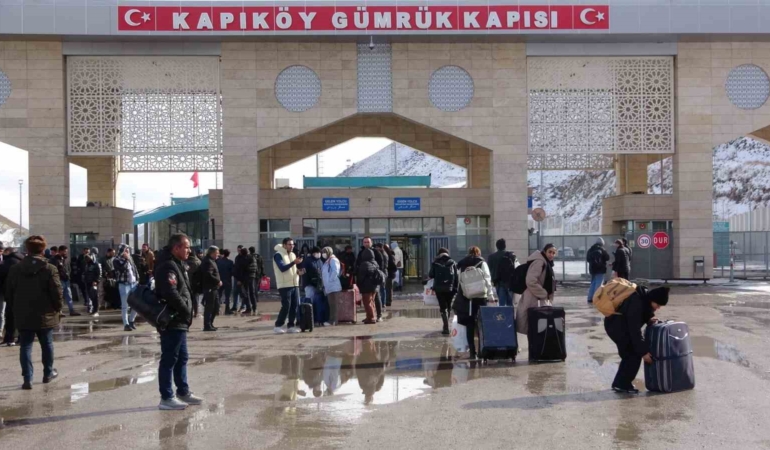 iranli-turistlerden-sok-iddia-olu-sayisi-resmi-rakamlarin-uzerinde-hBFQGVWM.jpg