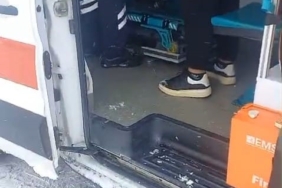 karla-mucadelede-acele-ambulansa-karayollari-ekipleri-zamaninda-ulasti-ViJxshUG.jpg