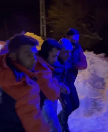 karsta-yasli-hastaya-afadin-paletli-amfibi-araciyla-mudahalesi-kTzblwlM.jpg