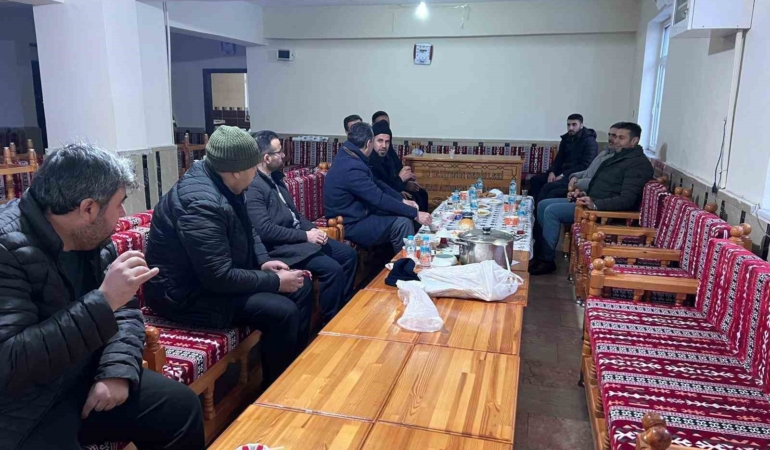 kovancilarda-sabah-namazi-bulusmasi-toplumsal-bir-varlik-vVh9Dynz.jpg
