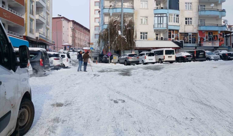 kulpta-essiz-kar-manzaralari-kisin-buyusu-XkA7wfid.jpg