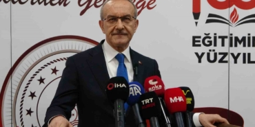 malatyada-egitimde-rekor-151-bin-899-ogrenci-karnelerini-aldi-zI1Ix8iq.jpg