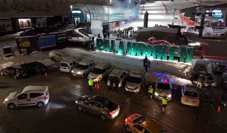 palandoken-kayak-merkezinde-guvenlik-onlemleri-iki-katina-cikti-9Dab2cxn.jpg