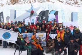palandoken-kayak-merkezinde-turkiye-buz-tirmanisi-sampiyonasi-zirveye-giden-yol-OGAyW8Cu.jpg