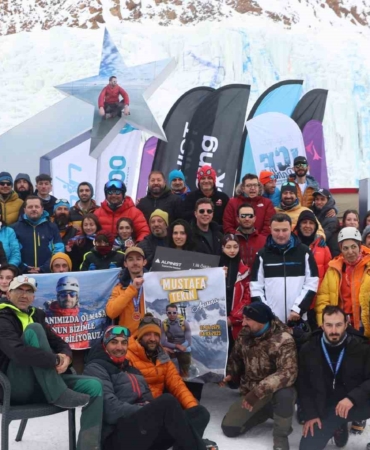 palandoken-kayak-merkezinde-turkiye-buz-tirmanisi-sampiyonasi-zirveye-giden-yol-OGAyW8Cu.jpg