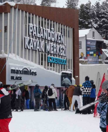 palandokende-somestir-tatili-kayak-ve-eglencenin-dorugu-QA5QMI8z.jpg