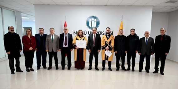 Rektör Akpolat, Unvanı Yükselen Akademisyenlere Cübbe Giydirdi