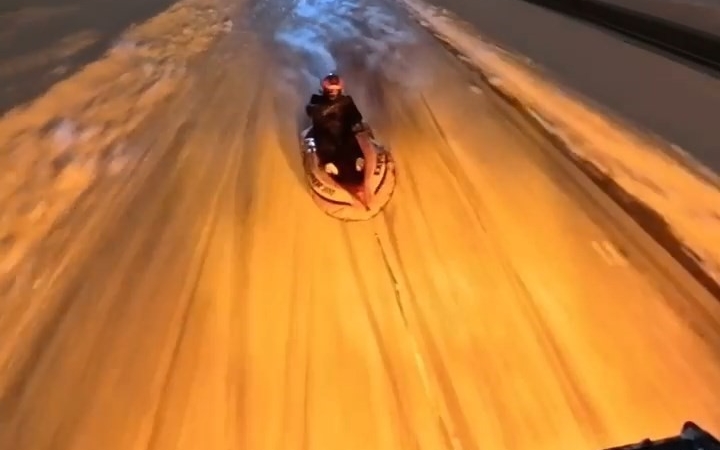 sisme-botla-kizak-keyfi-atv-ile-ceken-macera-5IK6IyOB.jpg