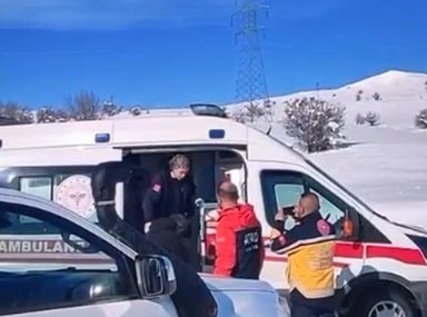 Tunceli’de AFAD’dan İki Başarılı Kurtarma Operasyonu: 12 Yaşındaki Çocuk ve Yaşlı Adam Hastaneye Kaldırıldı