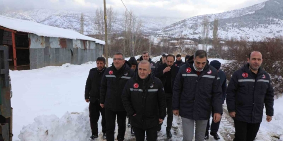 Vali Hatipoğlu’ndan Karla Mücadele Çalışmalarına Yerinde İnceleme