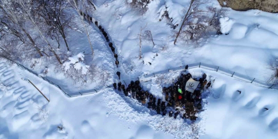 Van’da Çığ Felaketi Sonrası Hayatını Kaybeden Kadın Son Yolculuğuna Uğurlandı