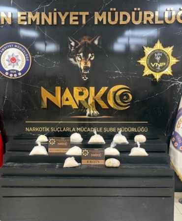vanda-dikkat-ceken-uyusturucu-operasyonu-10-kilo-720-gram-madde-ele-gecirildi-RKzTmuOd.jpg