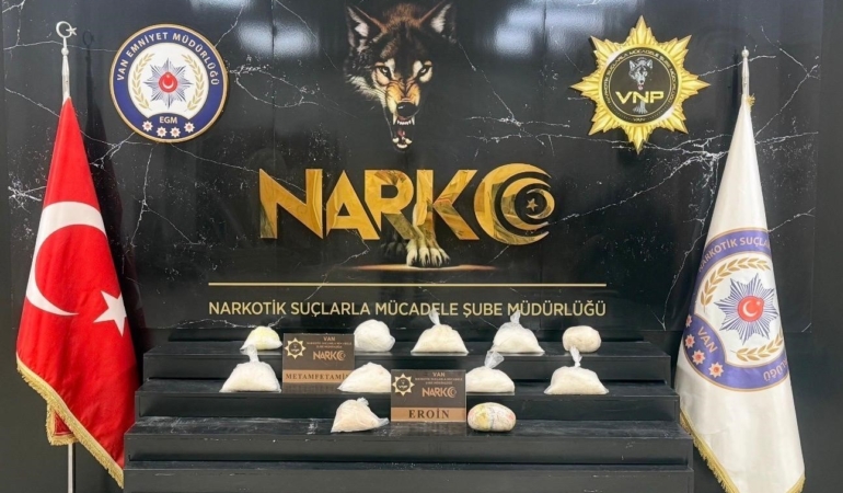 vanda-dikkat-ceken-uyusturucu-operasyonu-10-kilo-720-gram-madde-ele-gecirildi-RKzTmuOd.jpg