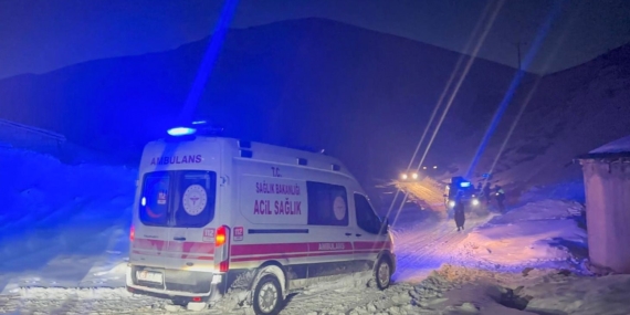 Van’da Tarihi Zorlu Hasta Kurtarma Operasyonu