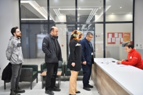 yesilyurt-belediyesi-personelinden-kizilaya-onemli-bir-destek-ImMSLH9j.jpg