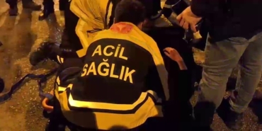 yolda-bulunan-kadin-hastaneye-kaldirildi-olayin-sirlari-HNZ3lT1R.jpg