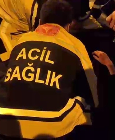yolda-bulunan-kadin-hastaneye-kaldirildi-olayin-sirlari-HNZ3lT1R.jpg