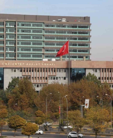 17-yil-sonra-cozulen-cinayet-davasi-kararini-aydinlatiyor-4vUhII3b.jpg