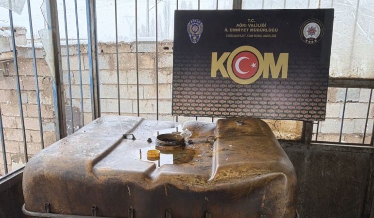 agrida-5-bin-litre-kacak-akaryakit-ve-499-sikke-operasyonu-hLexxQfi.jpg