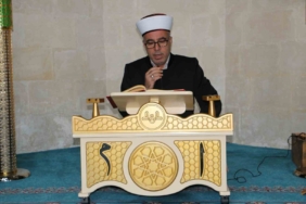 asirlardir-suregelen-harem-i-serif-mukabele-gelenegi-pIb72qXE.jpg
