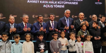 bakan-ersoy-batmanda-kulturel-donusumde-onemli-adimlar-attik-U6XlJjUC.jpg