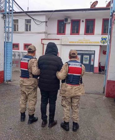 batmanda-13-yil-kesinlesmis-hapis-cezasi-bulunan-sahis-yakalandi-1KgvTwri.jpg