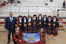 batmanda-cosku-dolu-okul-sporlari-halk-oyunlari-etkinligi-NqyhyYEb.jpg