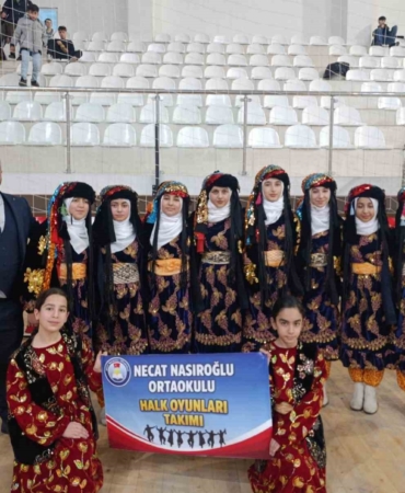 batmanda-cosku-dolu-okul-sporlari-halk-oyunlari-etkinligi-NqyhyYEb.jpg