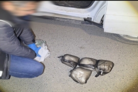 batmanda-tarihi-narkotik-operasyonu-4-kilo-50-gram-metamfetamin-yakalandi-IJkcz83t.jpg