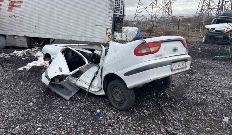 bingolde-feci-trafik-kazasi-1-kisi-hayatini-kaybetti-nsYCxd2B.jpg