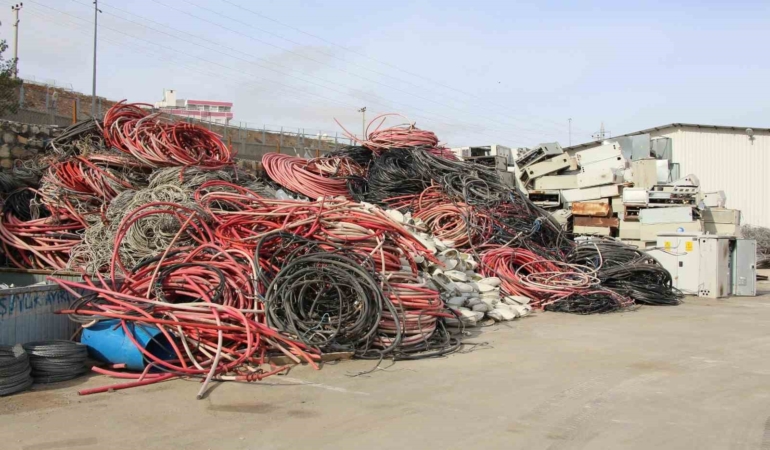 dicle-elektrik-ile-75-milyon-kwh-tasarruf-saglandi-gJZ8Xd95.jpg