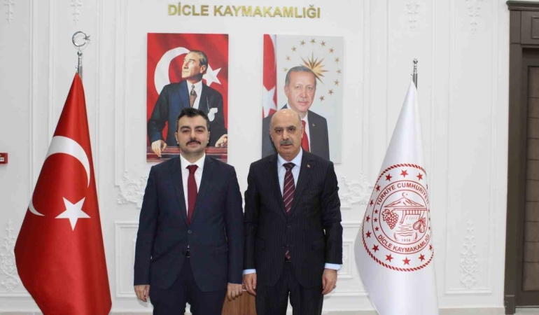 diyarbakir-emniyet-muduru-gokduman-ve-dicle-kaymakami-atis-bulustu-nwzCOZla.jpg