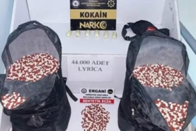 diyarbakirda-narkotik-operasyonlari-33-tutuklama-gerceklesti-iywuJUUs.jpg