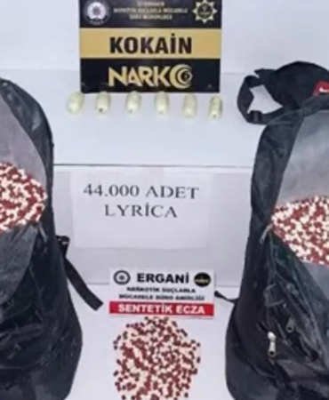 diyarbakirda-narkotik-operasyonlari-33-tutuklama-gerceklesti-iywuJUUs.jpg