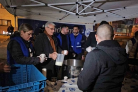 elazigda-berat-kandili-coskusu-camiler-dolu-tasdi-pnq1XD9p.jpg