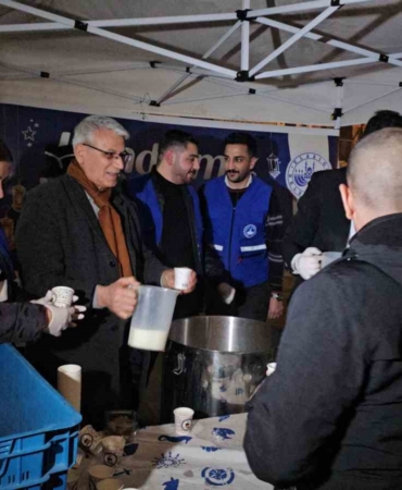 elazigda-berat-kandili-coskusu-camiler-dolu-tasdi-pnq1XD9p.jpg