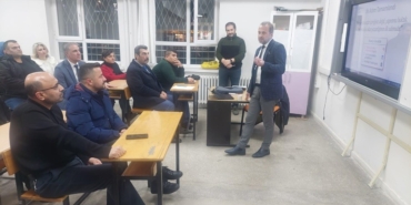 elazigda-medya-okuryazarlik-kursu-ile-bilgiye-erisim-firsatlari-au3lqZQK.jpg