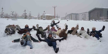 erzurumda-belcikali-turistlerin-kis-keyfi-NwQR6sKk.jpg
