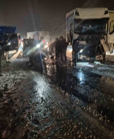 erzurumda-feci-trafik-kazasi-4-can-kaybi-RAy5itIS.jpg