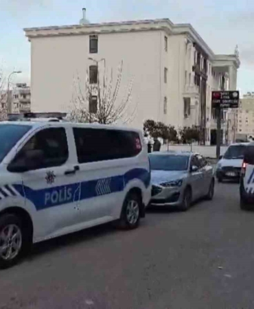 gaziantepte-kizlar-arasindaki-kavga-kanli-sonuclandi-1-yarali-Mz1RZKGW.jpg