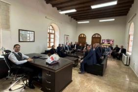 gercus-kaymakami-oztas-muhtarlarla-onemli-bir-toplanti-gerceklestirdi-YEnifJZQ.jpg