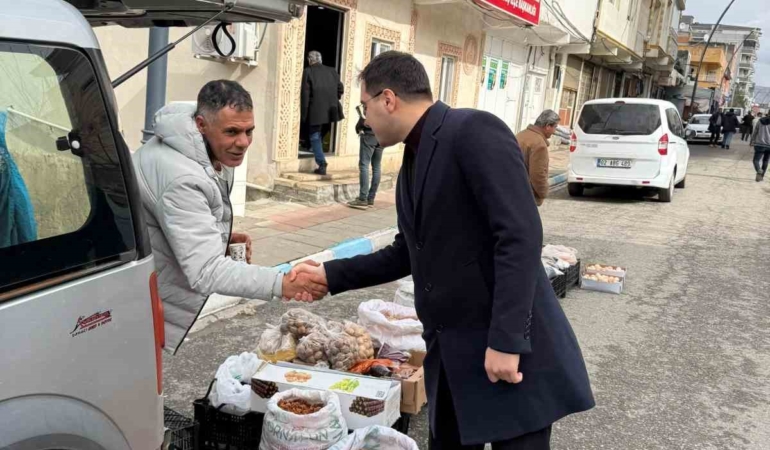 gercus-kaymakami-oztas-pazar-esnafiyla-bir-araya-geldi-2QM3Yx8U.jpg