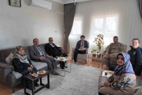 gercuste-kahraman-sehit-yakinlari-ve-gazilere-anlamli-vefa-ziyareti-9u1YXq2d.jpg
