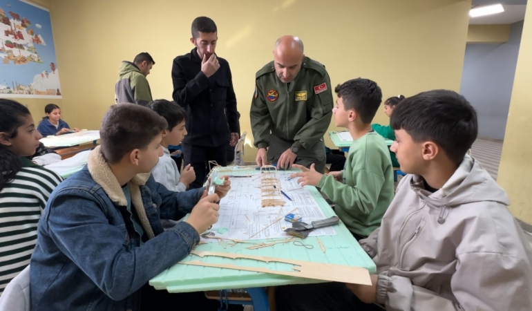 gokyuzu-tutkunlari-model-ucakla-bulusma-etkinligi-tazsELw4.jpg