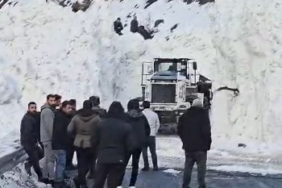 hakk-ri-van-ve-sirnak-yolunda-heyecan-verici-cig-alarmi-VUWbvmqP.jpg
