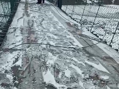 Kars’ta Asma Köprüde Buzda Kayarak Asılı Kalan Otomobilin Korku Dolu Anları