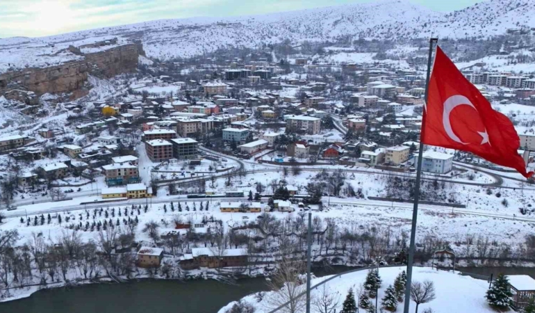 kemah-depremi-6-subatin-yildonumunde-yeniden-tedirginlik-yaratti-F6tNL8am.jpg