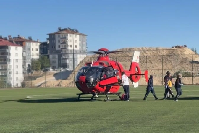 malatyada-70-yasindaki-hasta-icin-ambulans-helikopter-havalandi-pGxVjMtr.jpg