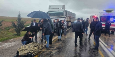 mardinde-tir-ve-otomobil-carpisti-1-kisi-hayatini-kaybetti-4-yarali-BWAUQRCp.jpg