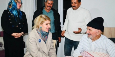 milletvekili-olmeztopraktan-esnafa-ve-vatandasa-anlamli-ziyaret-KM4VxuVR.jpg
